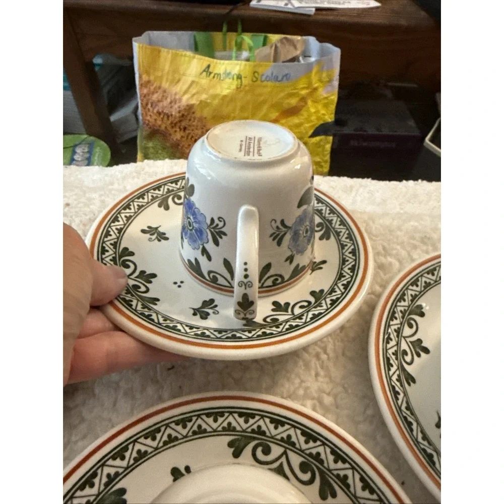 Villeroy & Boch Alt Amsterdam (4)Cup & Saucer Floral Pattern Vitro Porcelain